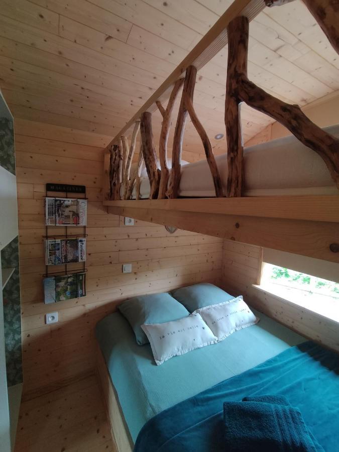 La Roulotte De Jane Guest House Margon  Екстериор снимка