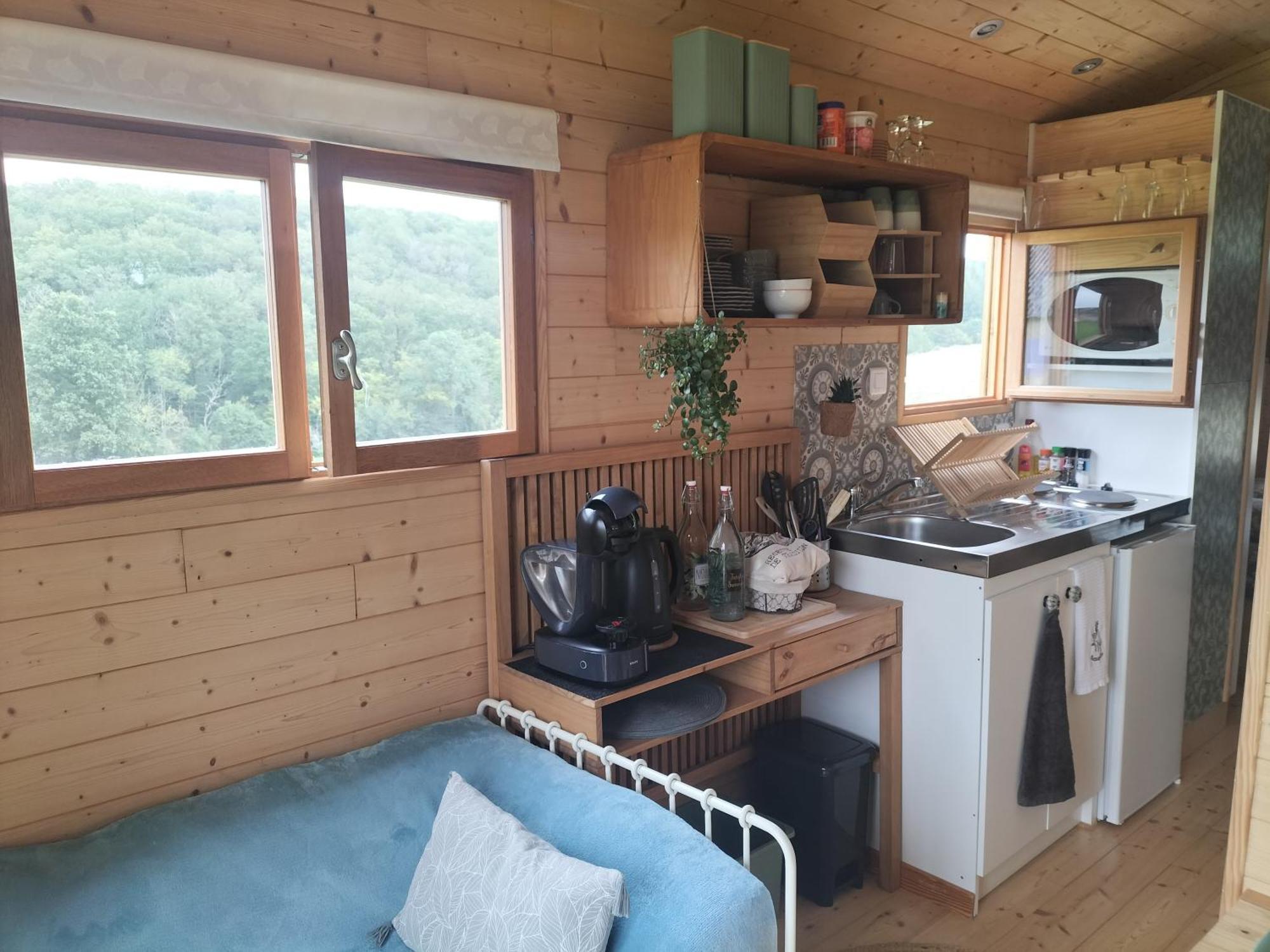 La Roulotte De Jane Guest House Margon  Екстериор снимка