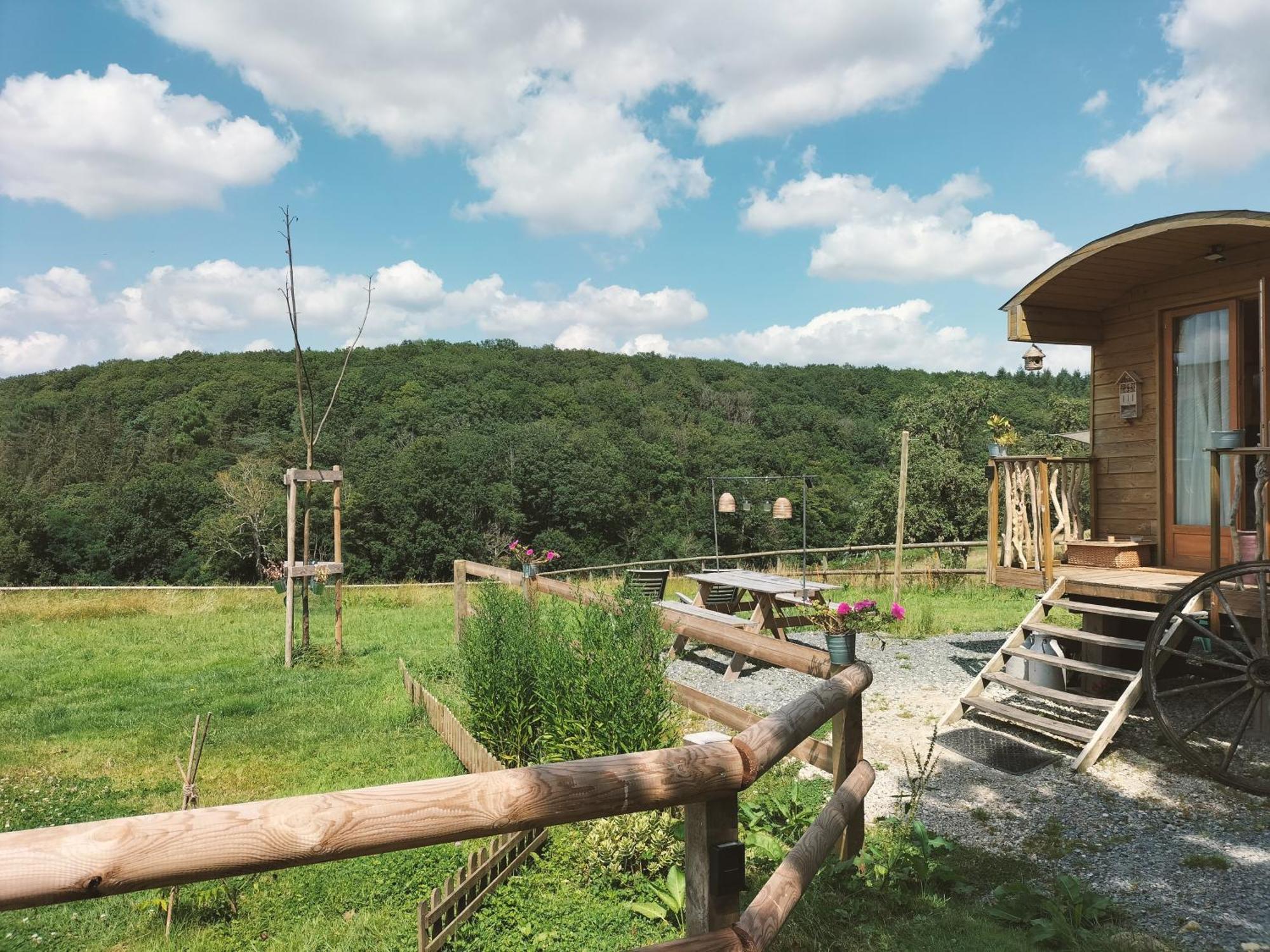 La Roulotte De Jane Guest House Margon  Екстериор снимка